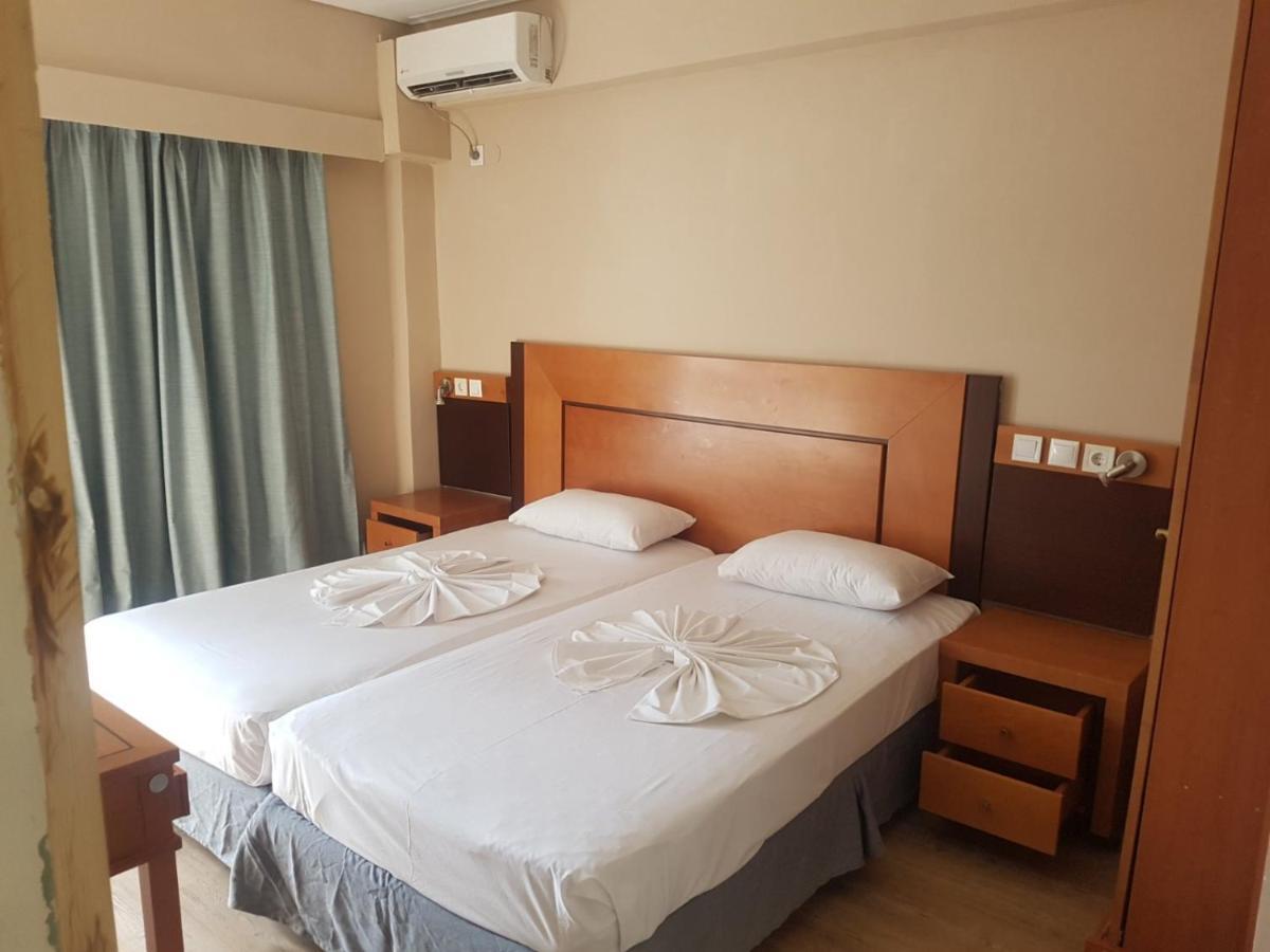 Bristol Apartments Città di Kos Esterno foto