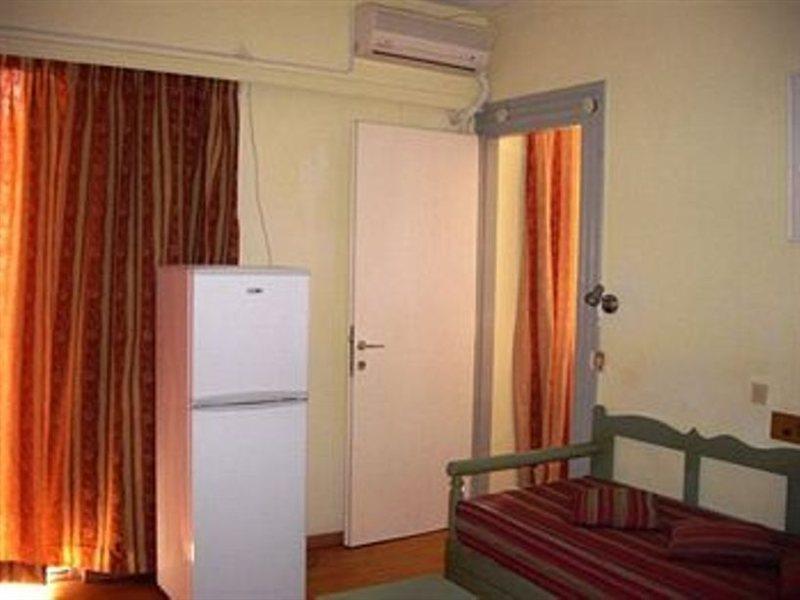 Bristol Apartments Città di Kos Esterno foto